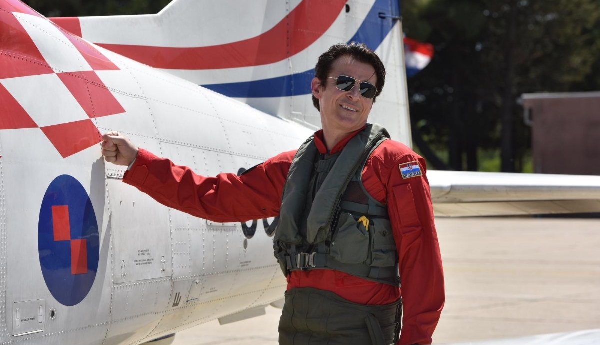 Goran Višnjić izvodio akrobacije u zraku s Krilima Oluje